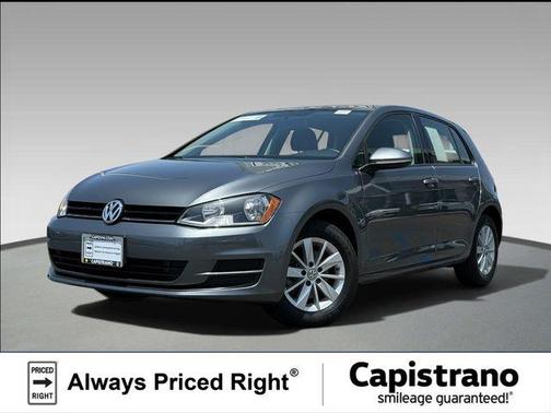 Platinum Gray Metallic 2016 Volkswagen Golf TSI S 4-Door