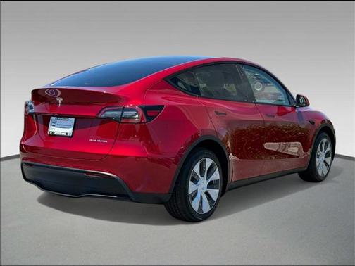 2024 Tesla Model Y Long Range Dual Motor All-Wheel Drive