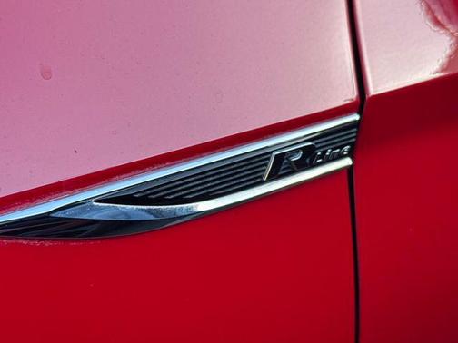 Tornado Red 2019 Volkswagen Jetta 1.4T R-Line