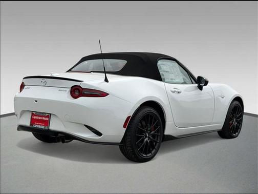 2025 Mazda MX-5 Miata Club