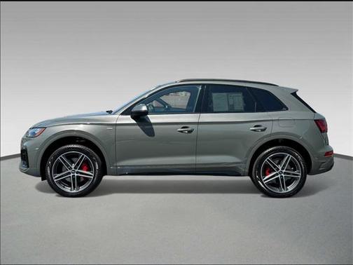 2024 Audi Q5 e 55 S line Premium Plus