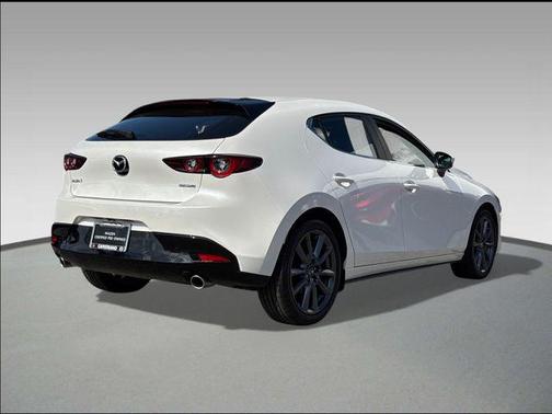 2023 Mazda Mazda3 FWD w/Preferred Package
