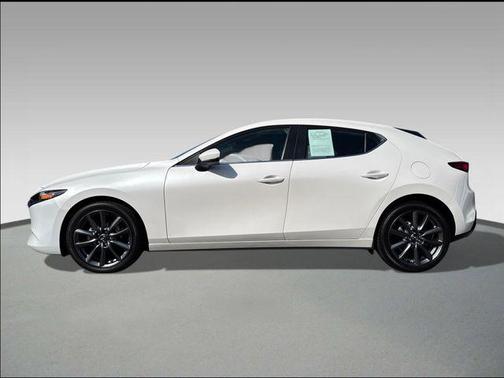 2023 Mazda Mazda3 FWD w/Preferred Package