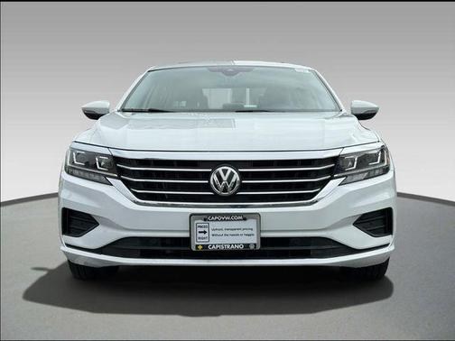 Pure White 2020 Volkswagen Passat 2.0T SE