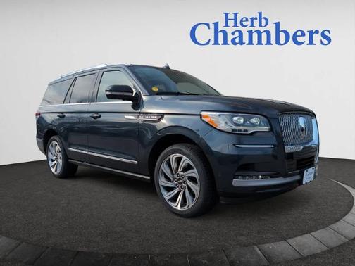 2022 Lincoln Navigator STANDARD