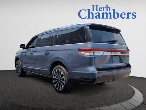 2023 Lincoln Navigator L RESERVE