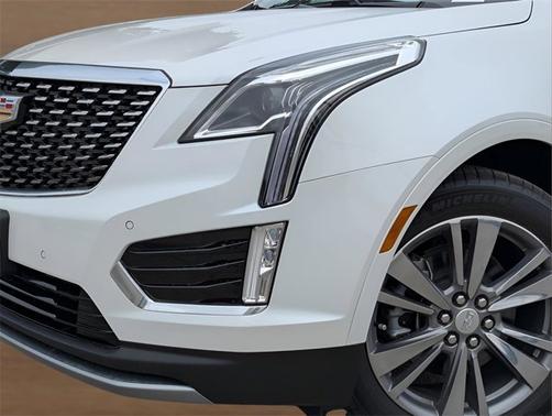 2025 Cadillac XT5 FWD Premium Luxury