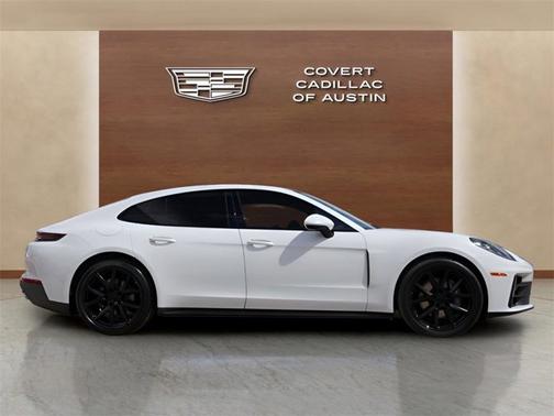 2024 Porsche Panamera 