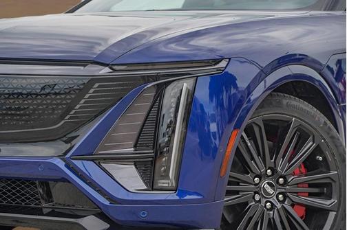 Opulent Blue Metallic 2026 Cadillac LYRIQ LYRIQ-V Premium