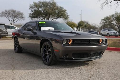 2022 Dodge Challenger SXT