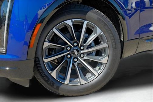 2026 Cadillac LYRIQ Premium Sport