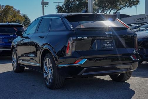 2026 Cadillac OPTIQ Luxury