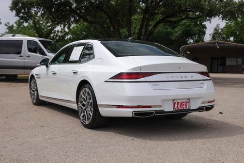 2024 Genesis G90 e-SC