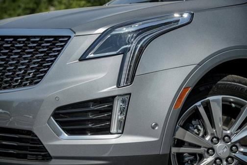 2025 Cadillac XT5 FWD Premium Luxury
