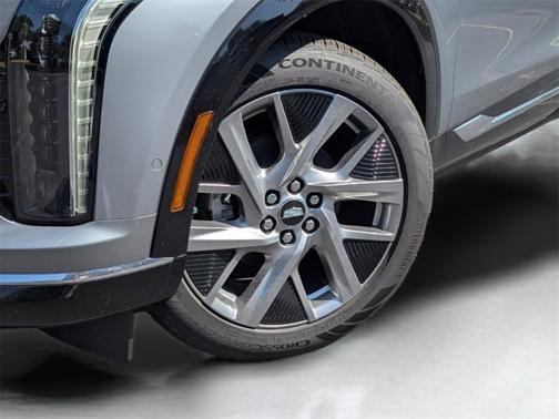 2025 Cadillac OPTIQ Luxury