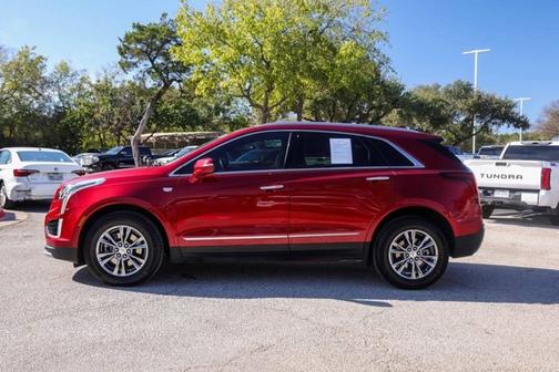 2023 Cadillac XT5 FWD Premium Luxury