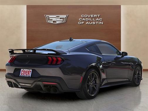 2025 Ford Mustang Dark Horse