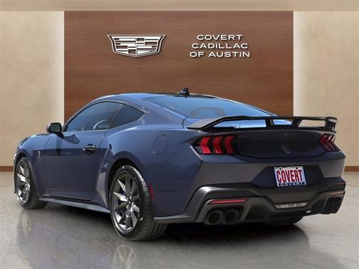 2025 Ford Mustang Dark Horse