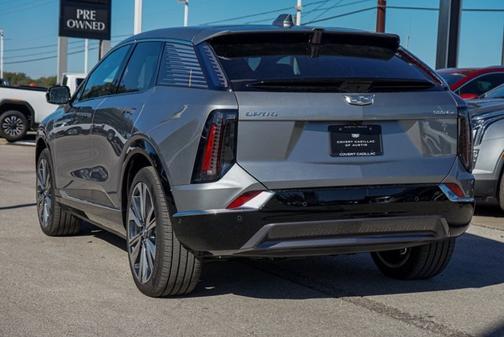 2026 Cadillac OPTIQ Premium Luxury