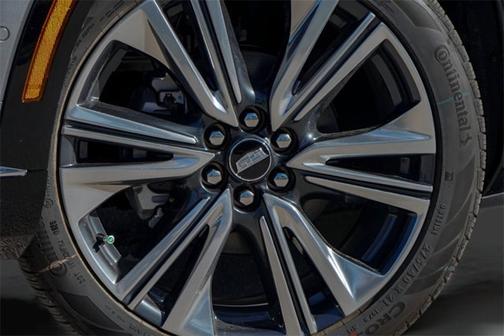 2026 Cadillac OPTIQ Premium Luxury