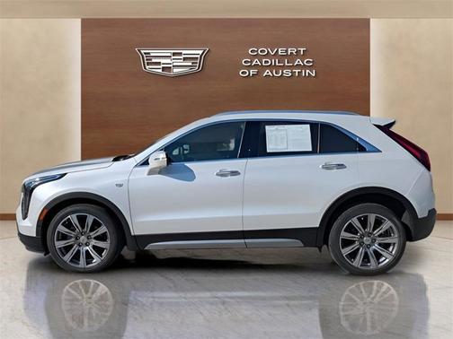2022 Cadillac XT4 AWD Premium Luxury