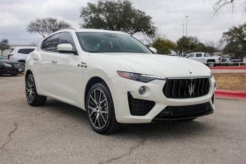2022 Maserati Levante Modena