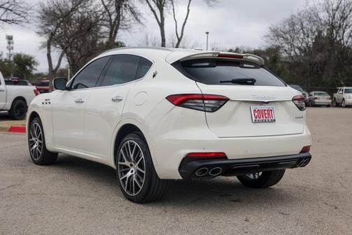 2022 Maserati Levante Modena