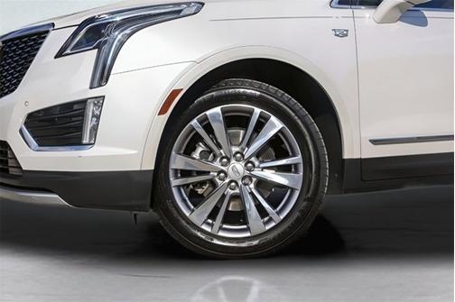 2024 Cadillac XT5 FWD Premium Luxury
