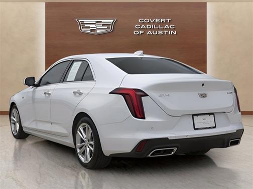 2022 Cadillac CT4 Luxury