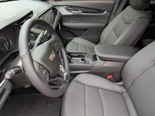 2025 Cadillac XT6 FWD Premium Luxury