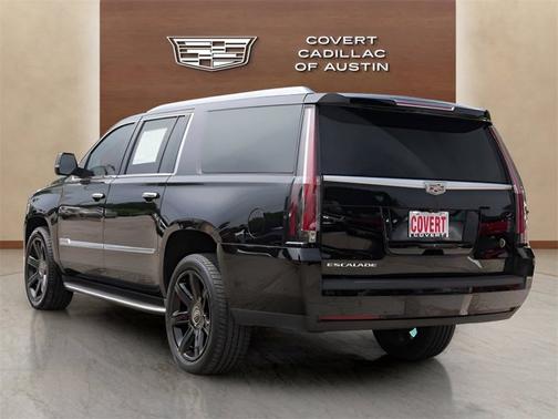 2018 Cadillac Escalade ESV Luxury