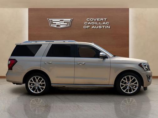White Gold Metallic 2018 Ford Expedition Platinum