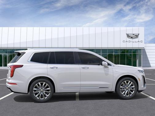 2025 Cadillac XT6 FWD Premium Luxury