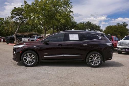 2022 Buick Enclave Avenir