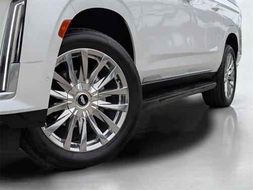 2023 Cadillac Escalade ESV 4WD Premium Luxury