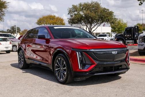 2024 Cadillac LYRIQ Sport