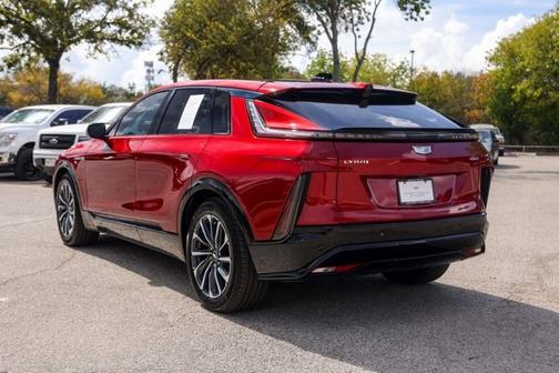 2024 Cadillac LYRIQ Sport