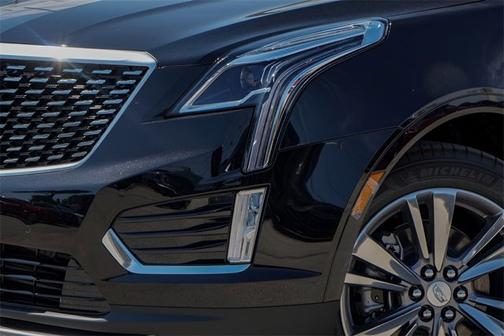 2025 Cadillac XT5 FWD Premium Luxury