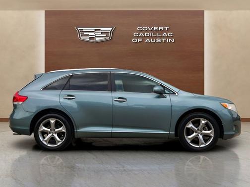 Green 2009 Toyota Venza Base