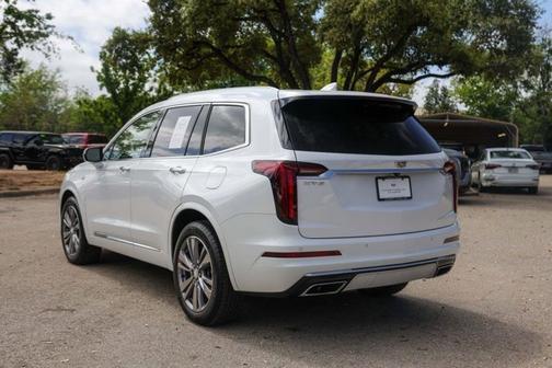 Crystal White Tricoat 2024 Cadillac XT6 FWD Premium Luxury
