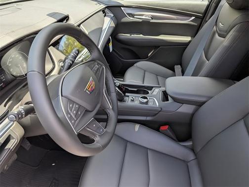 2025 Cadillac XT5 FWD Luxury