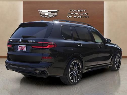 2024 BMW X7 M60i
