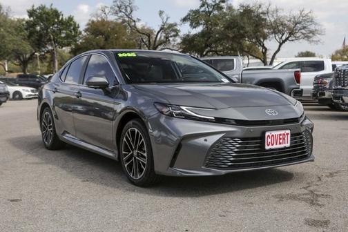 2025 Toyota Camry XLE
