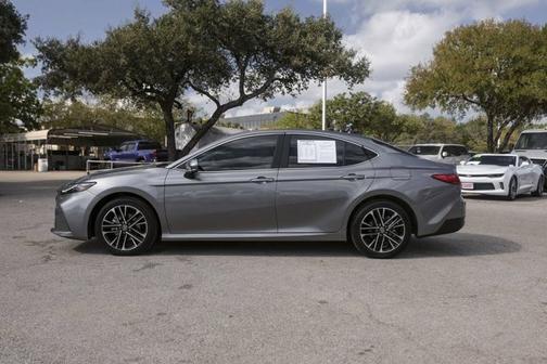 2025 Toyota Camry XLE