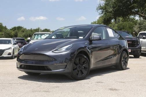 2025 Tesla Model Y Long Range