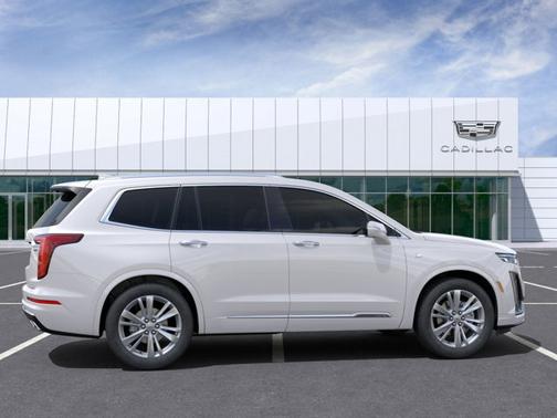 2025 Cadillac XT6 FWD Premium Luxury