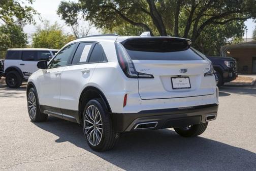 2024 Cadillac XT4 FWD Sport