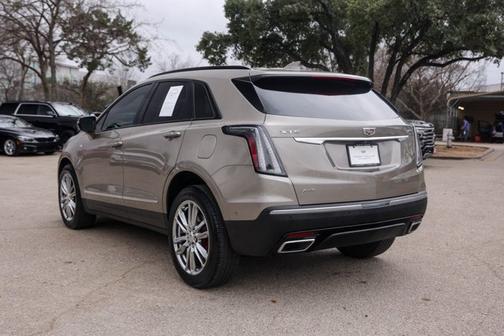 2022 Cadillac XT5 AWD Sport
