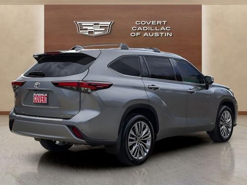 Heavy Metal 2026 Toyota Highlander Hybrid Platinum