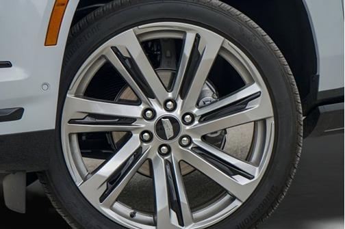 Vibrant White Tricoat 2026 Cadillac Escalade 4WD Platinum Sport